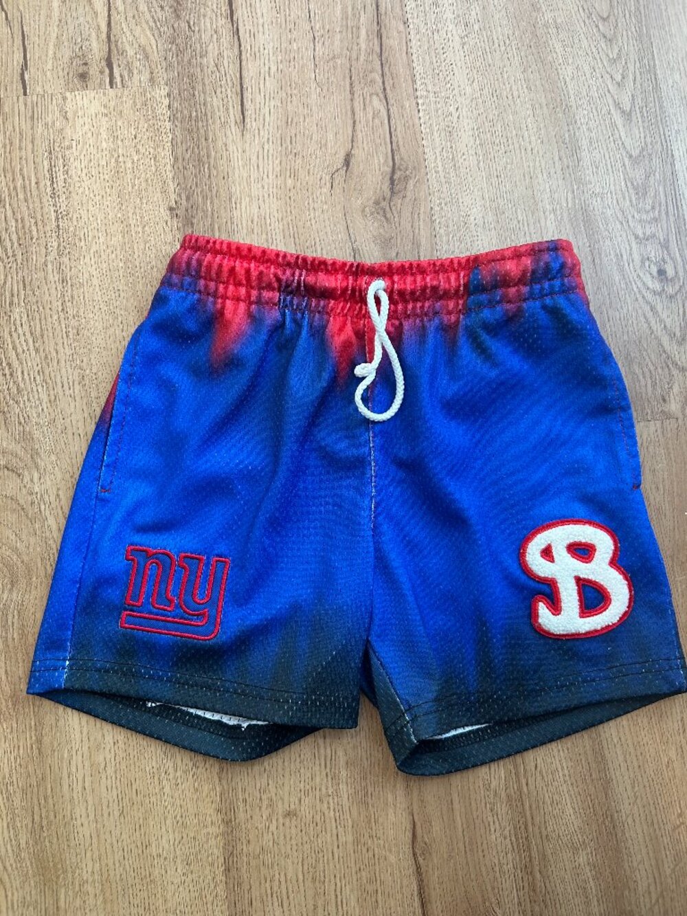 Bucketsquad NY Giants Shorts Youth Medium Blue Red Gradient Mesh NFL Style